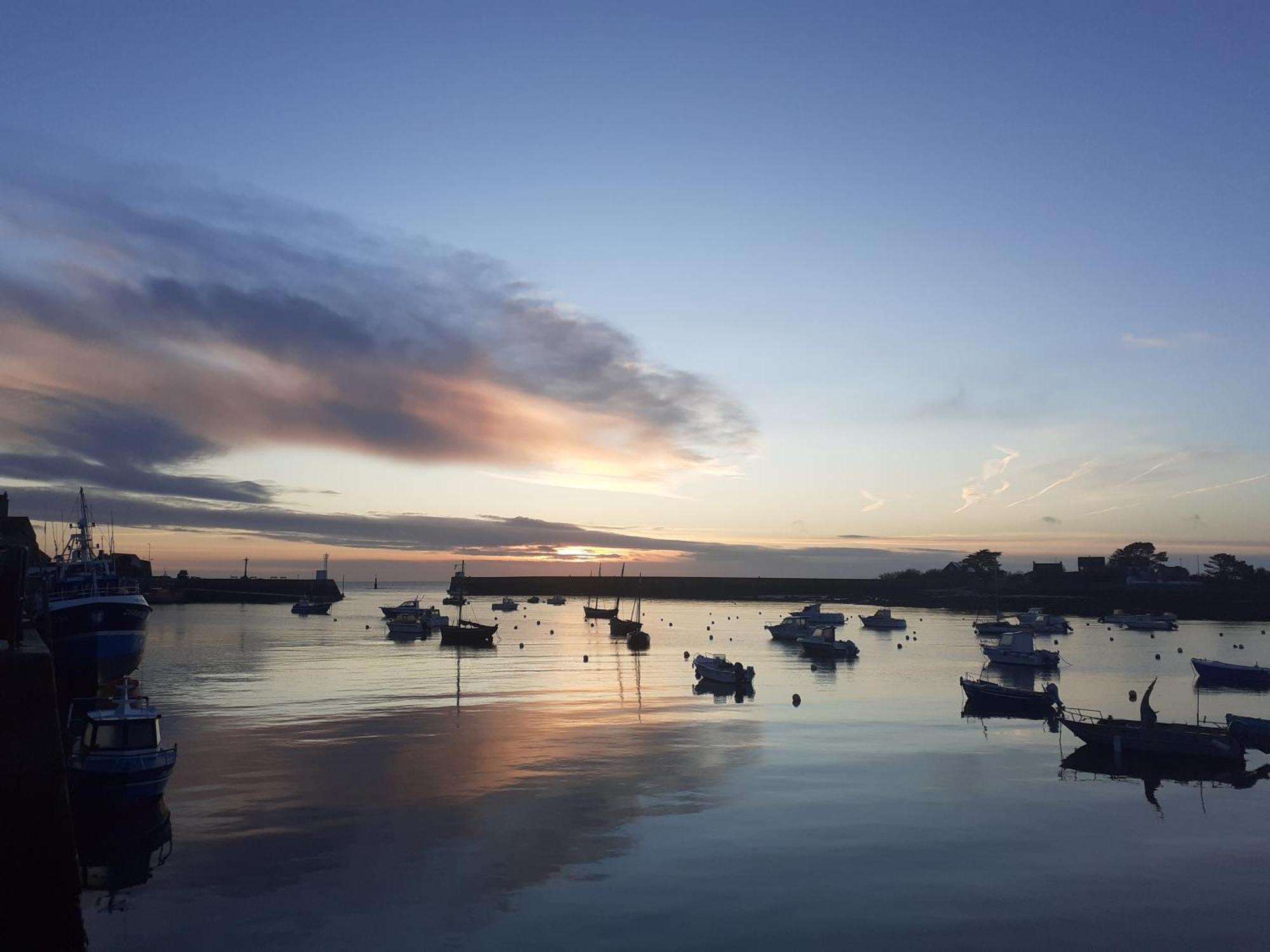 Le Mora Hotes Barfleur Kültér fotó