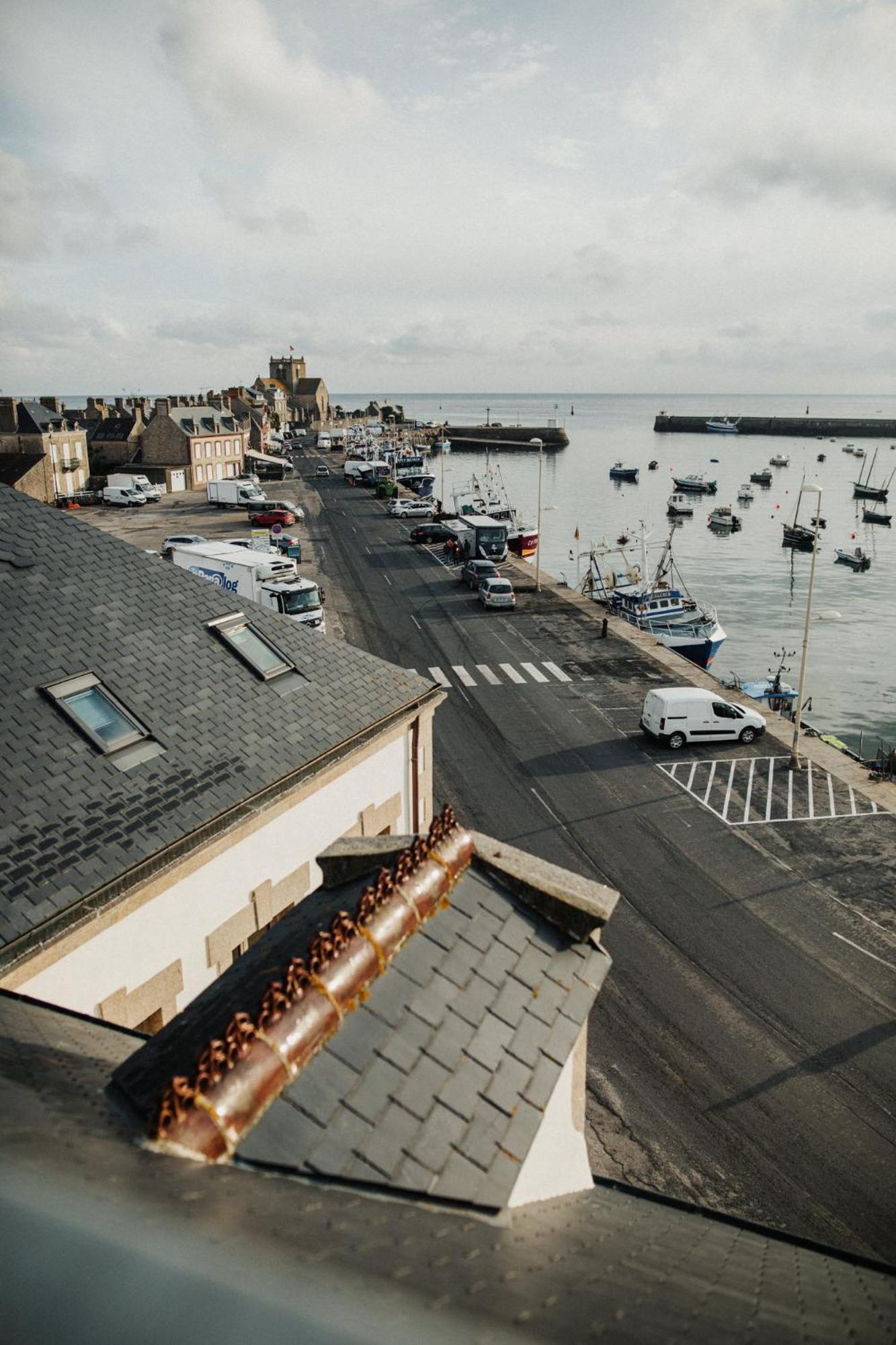 Le Mora Hotes Barfleur Kültér fotó